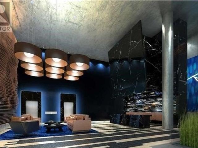 1002 - 111 Bathurst St