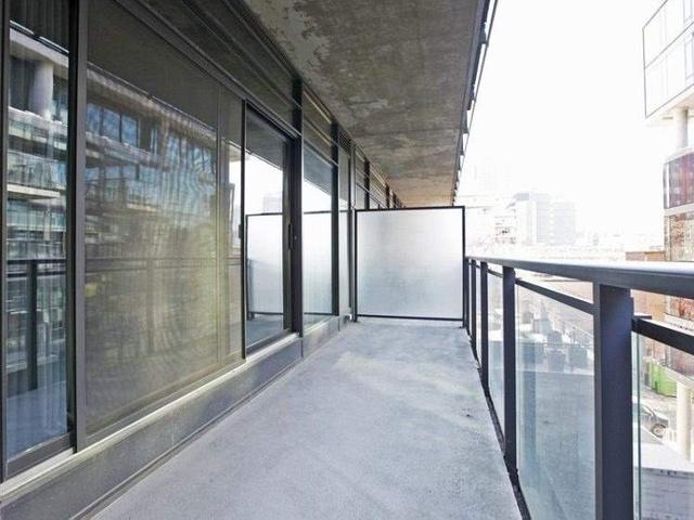 307 - 10 Morrison St