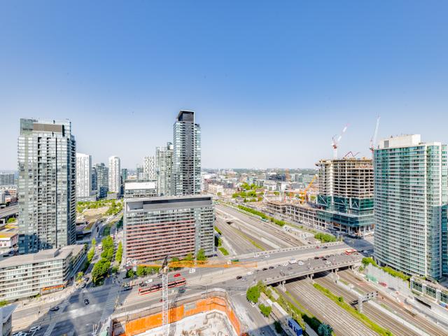 3606 - 81 Navy Wharf Crt