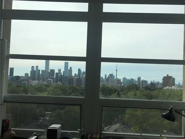 812 - 111 St Clair Ave W