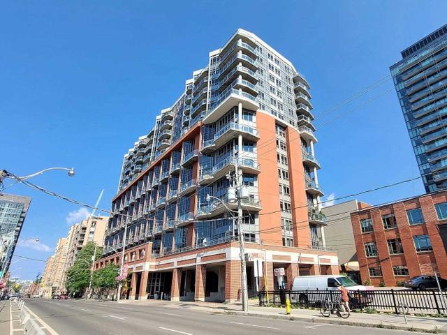 404 - 255 Richmond St E