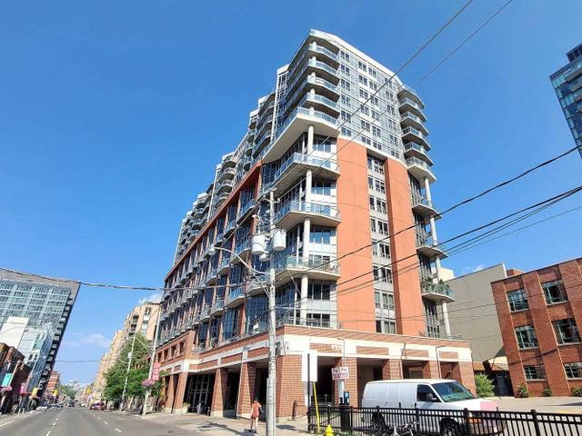 404 - 255 Richmond St E