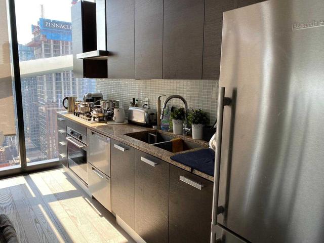 3604 - 224 King St W