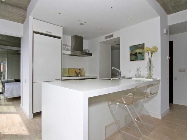 1005 - 75 Portland Rd