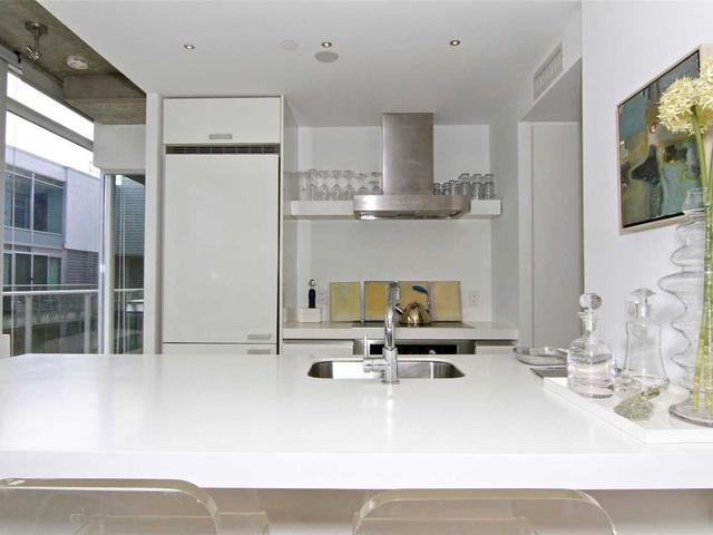 1005 - 75 Portland Rd