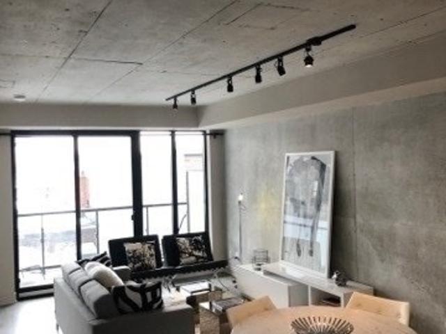 1020 - 608 Richmond St W