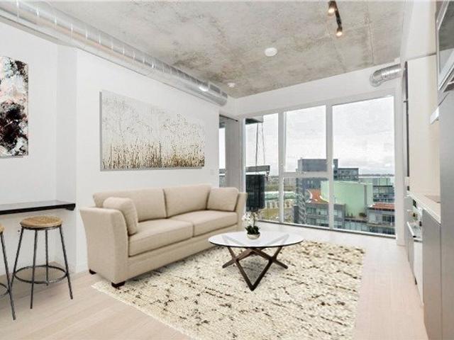 1701 - 170 Bayview Ave