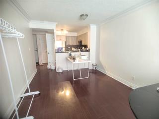 1111 - 7 Carlton St
