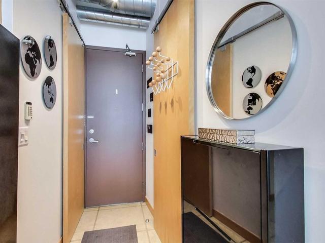 409 - 188 Eglinton Ave E