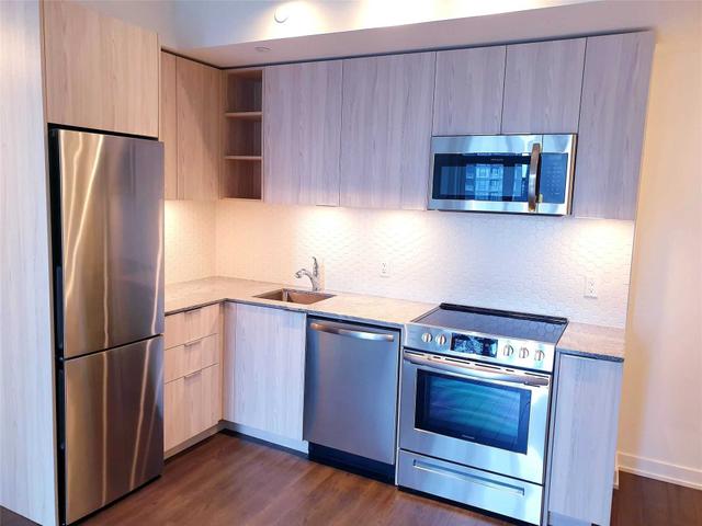 806 - 30 Ordnance St