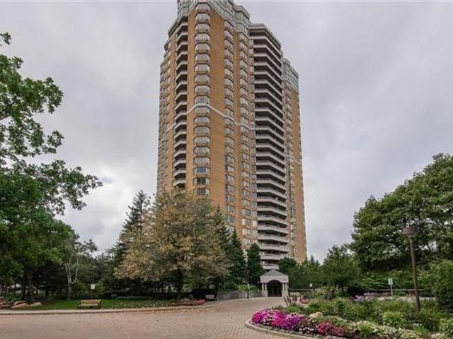 311 - 89 Skymark Dr