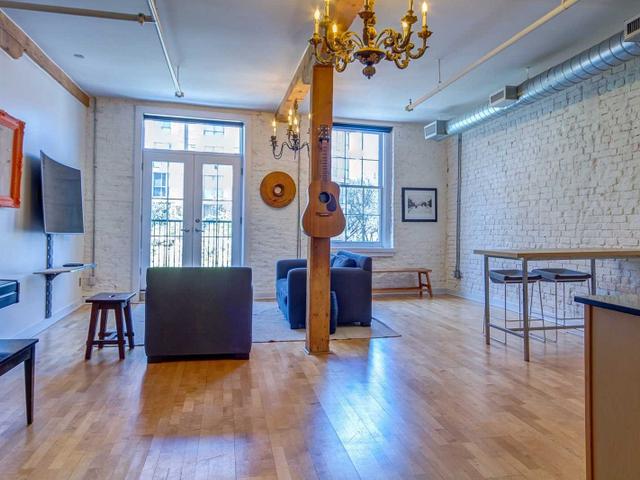 214 - 81A Front St E