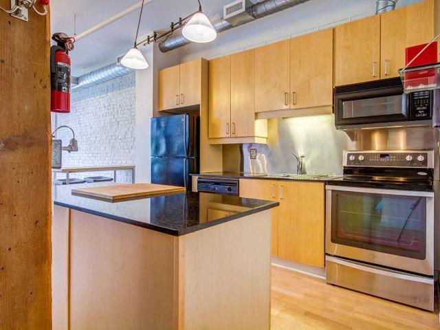 214 - 81A Front St E