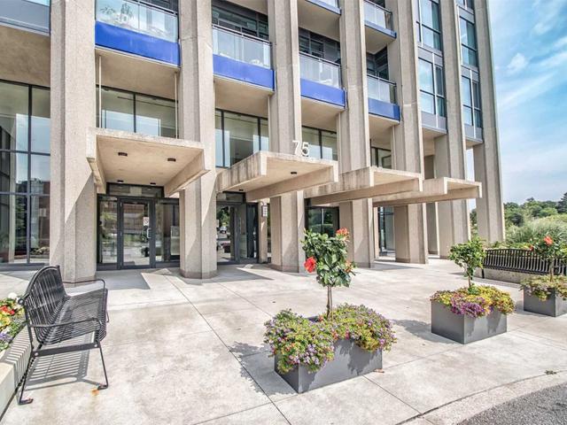 1009 - 75 The Donway W