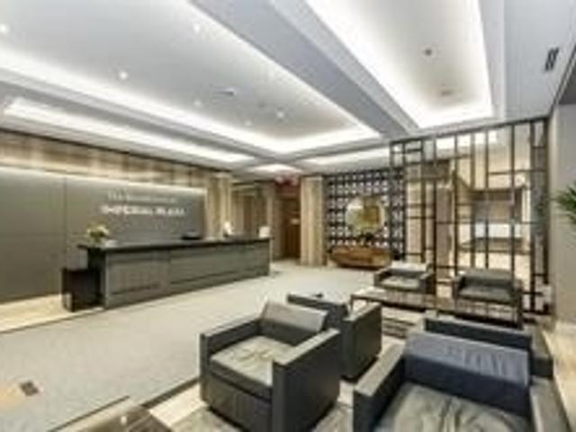 627 - 111 St Clair Ave W