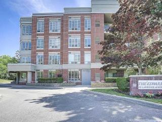 206 - 801 Lawrence Ave E