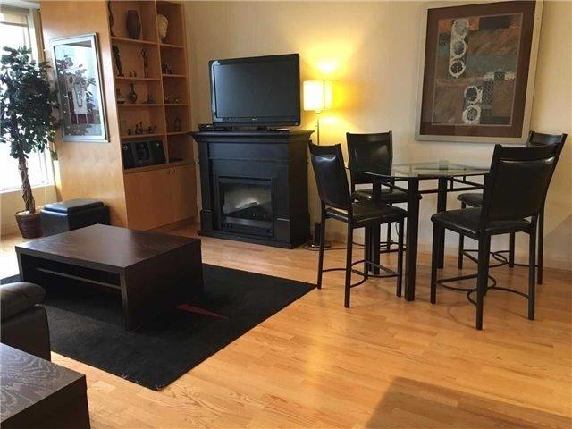 UPH15 - 700 King St W