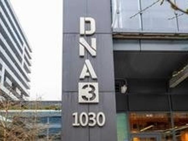 713 - 1030 King St W