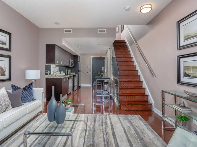 4007 - 33 Charles St E