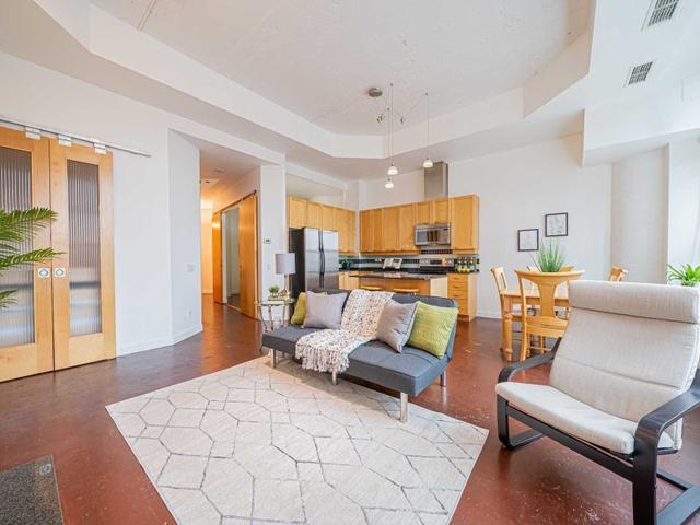 547 - 155 Dalhousie St