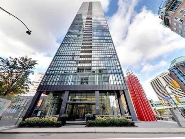 1701 - 110 Charles St E