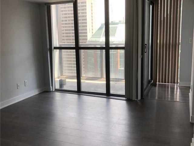 1701 - 110 Charles St E