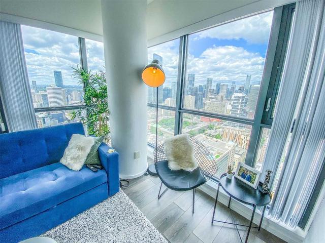 4109 - 159 Dundas St E