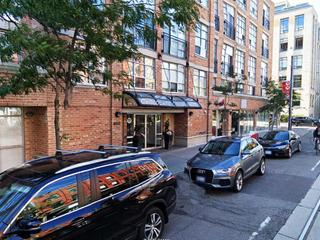 #417 - 955 Queen St W