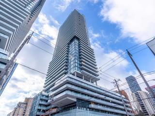 1014 - 161 Roehampton Ave