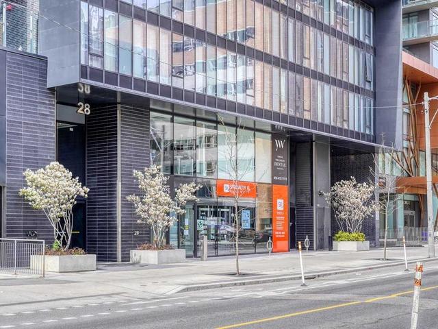310 - 28 Wellesley St E