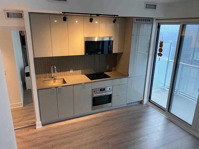 3302 - 7 Grenville St