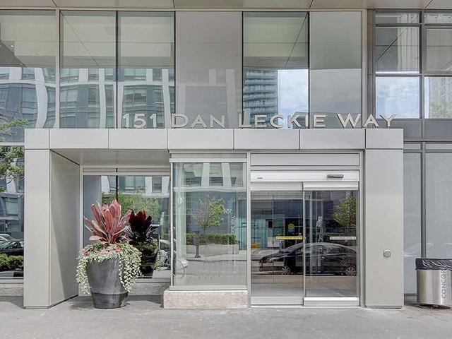 521 - 151 Dan Leckie Way