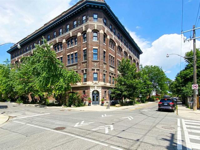 302 - 183 Dovercourt Rd