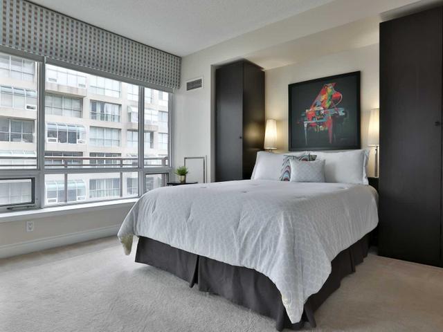 710E - 500 Queens Quay W