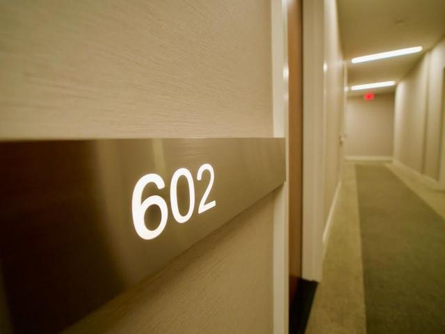 602 - 111 St. Clair Ave W