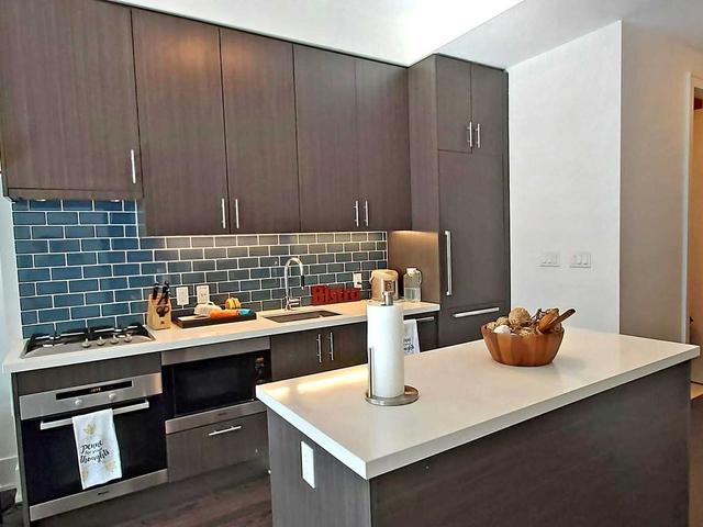 734 - 39 Queens Quay E