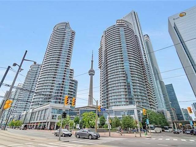 3502 - 208 Queens Quay W