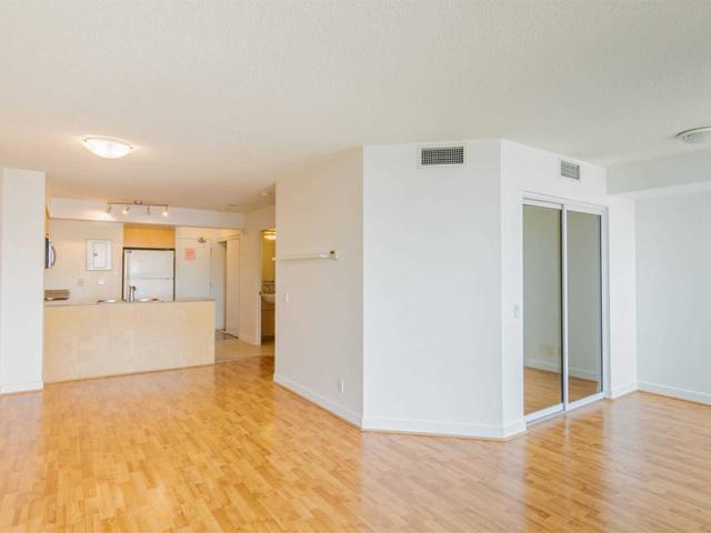 1801 - 373 Front St W