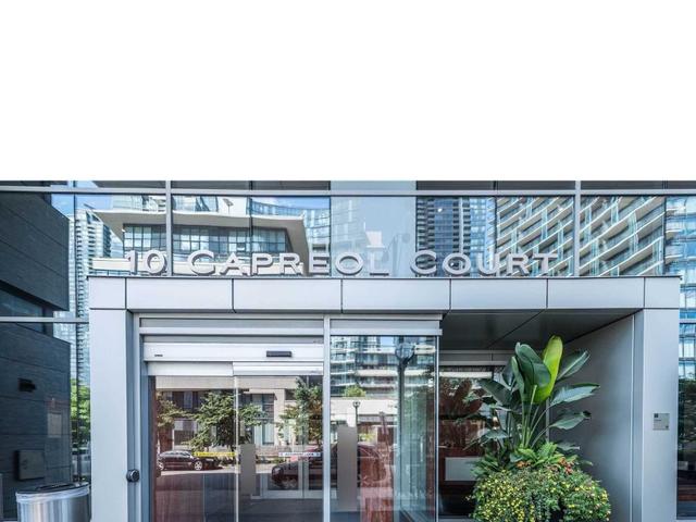 548 - 10 Capreol Crt