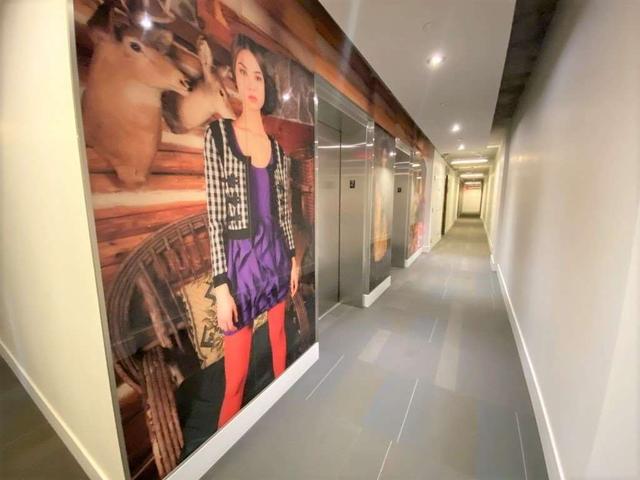 237 - 461 Adelaide St W