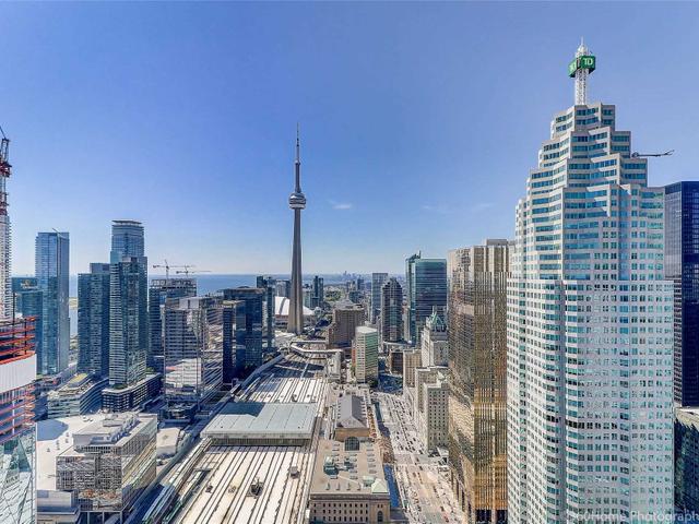 5302 - 8 The Esplanade