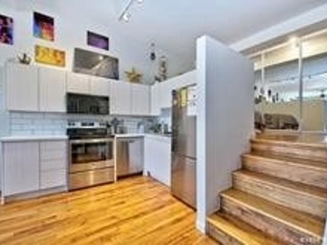 105 - 670 Richmond St W