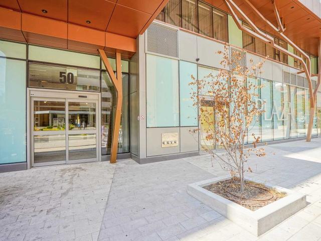 2705 - 50 Wellesley St E