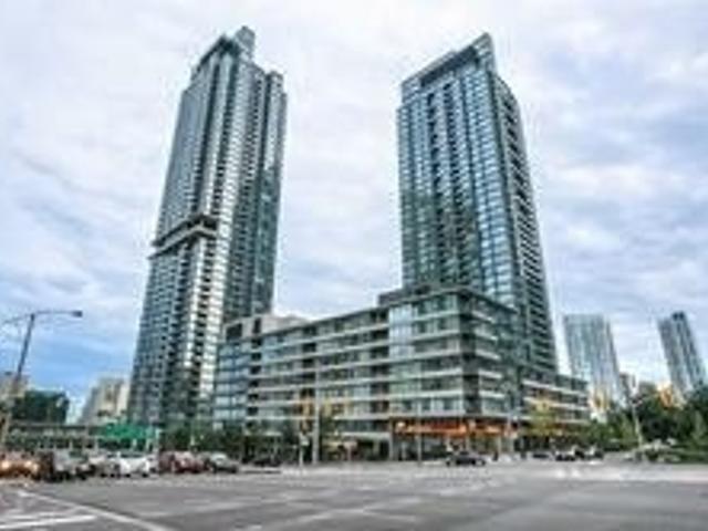 4702 - 15 Fort York Blvd