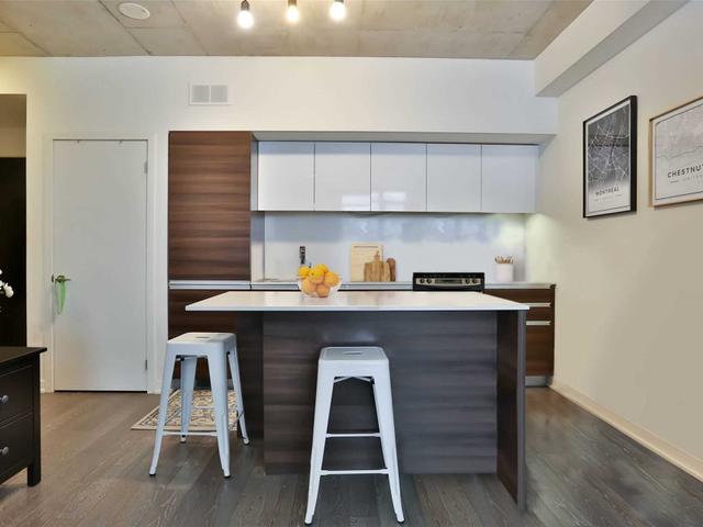 212 - 8 Gladstone Ave