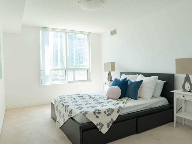 608 - 18 Parkview Ave