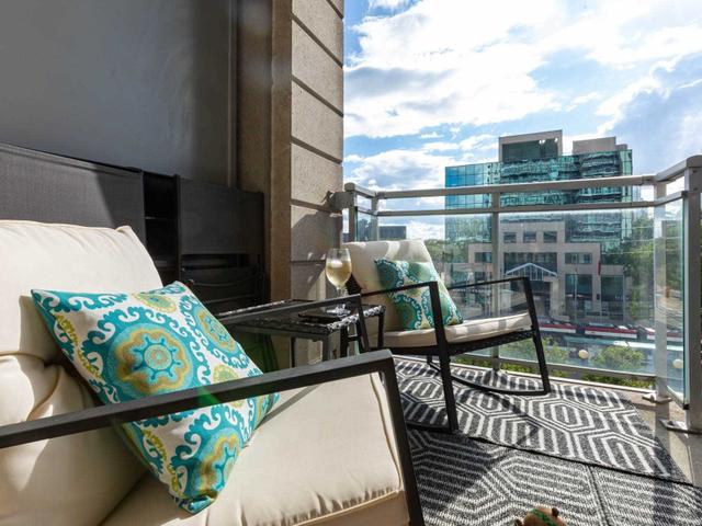 419 - 410 Queens Quay W