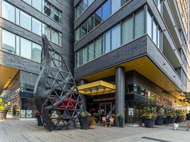 203 - 8 Charlotte St