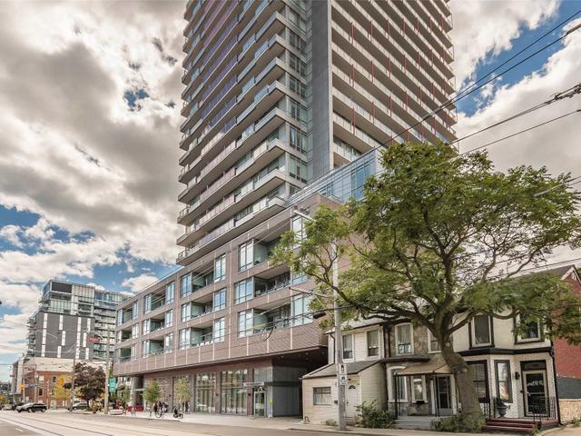 2006 - 120 Parliament St