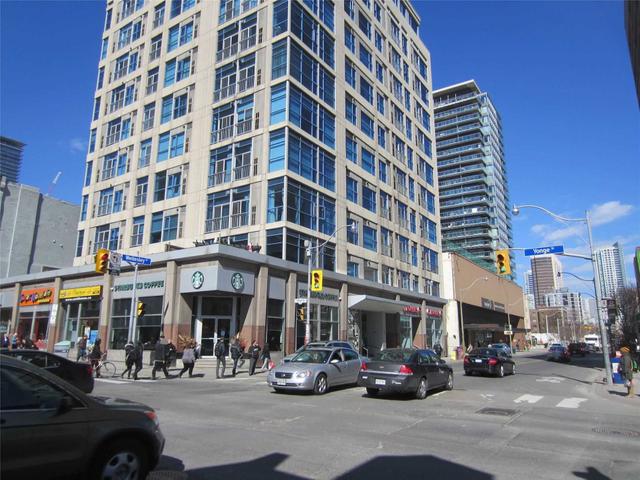 307 - 8 Wellesley St